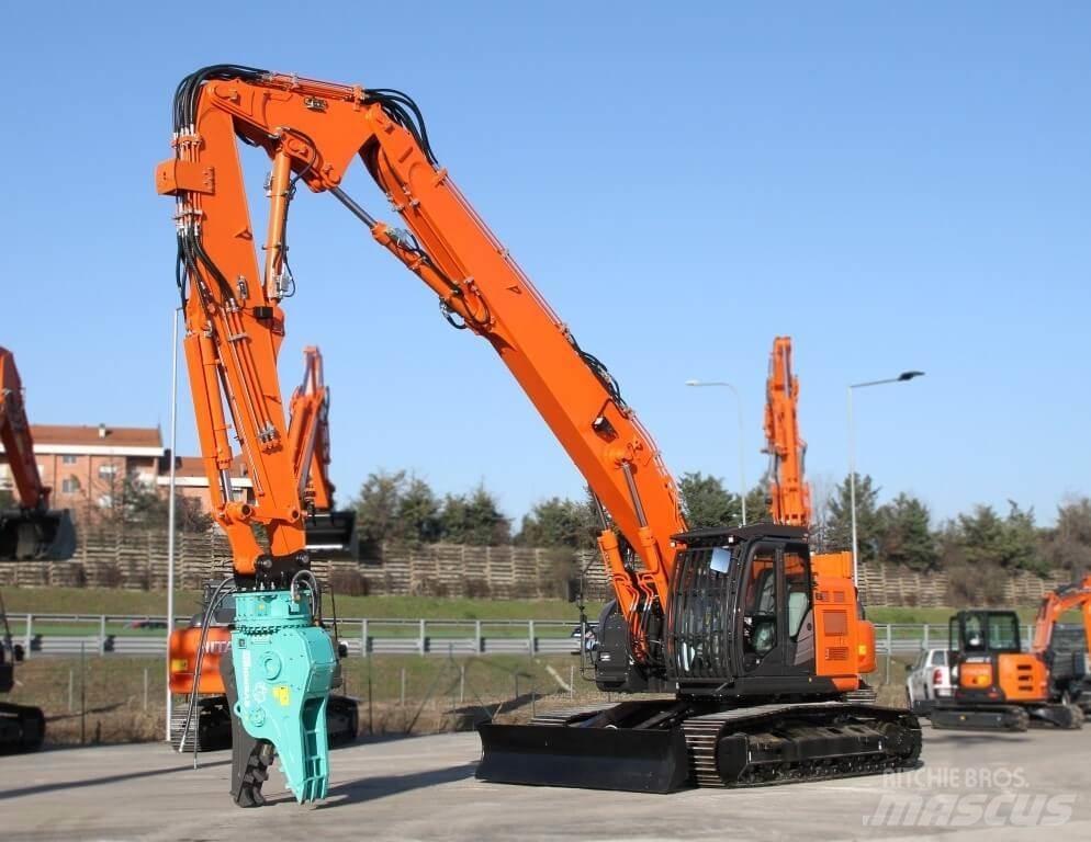 Hitachi ZX225USLC-6 Верижен екскаватор