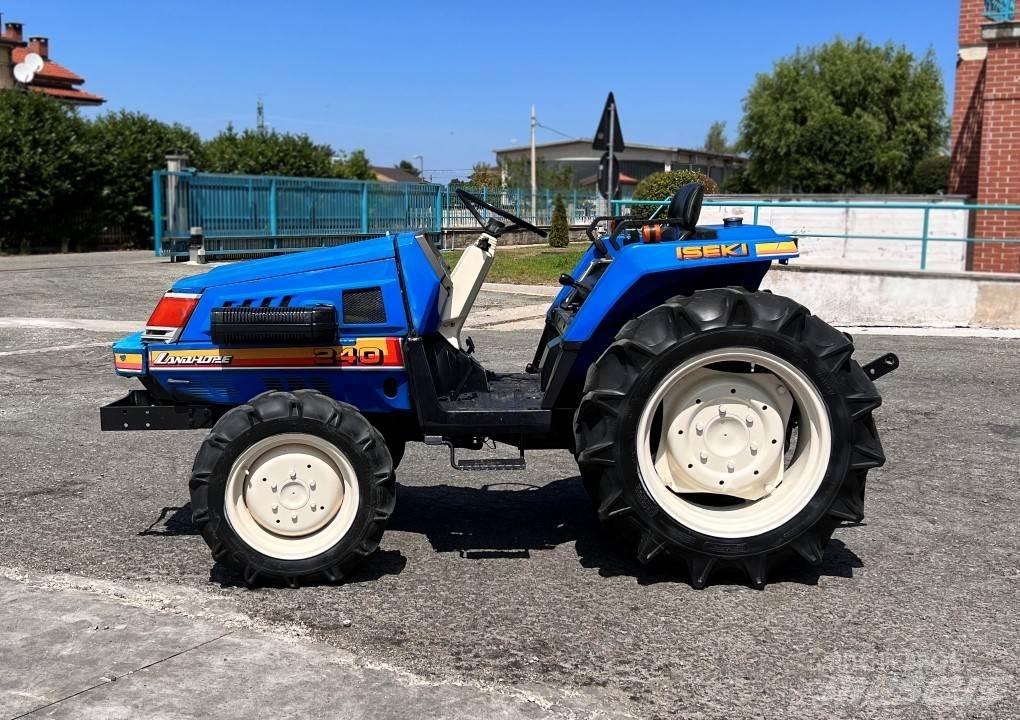 Iseki 240 4x4 Снегочистачки