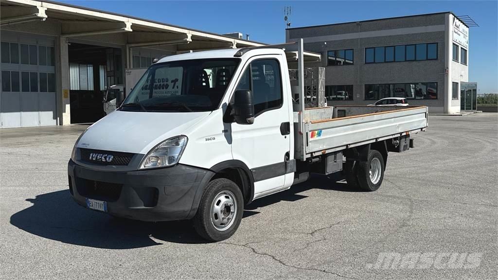 Iveco DAILY 35C13 4X2 Други