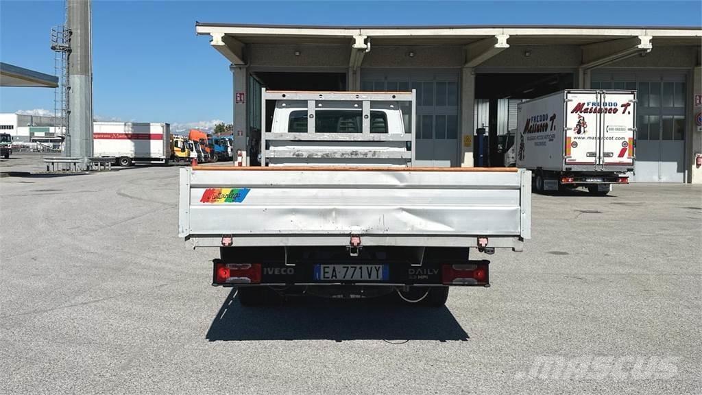 Iveco DAILY 35C13 4X2 Други