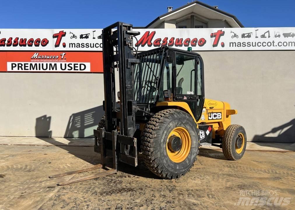 JCB 926 Камиони за херавни местности