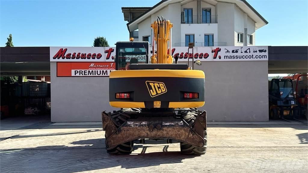 JCB JS130W 4x4 Колесни екскаватори