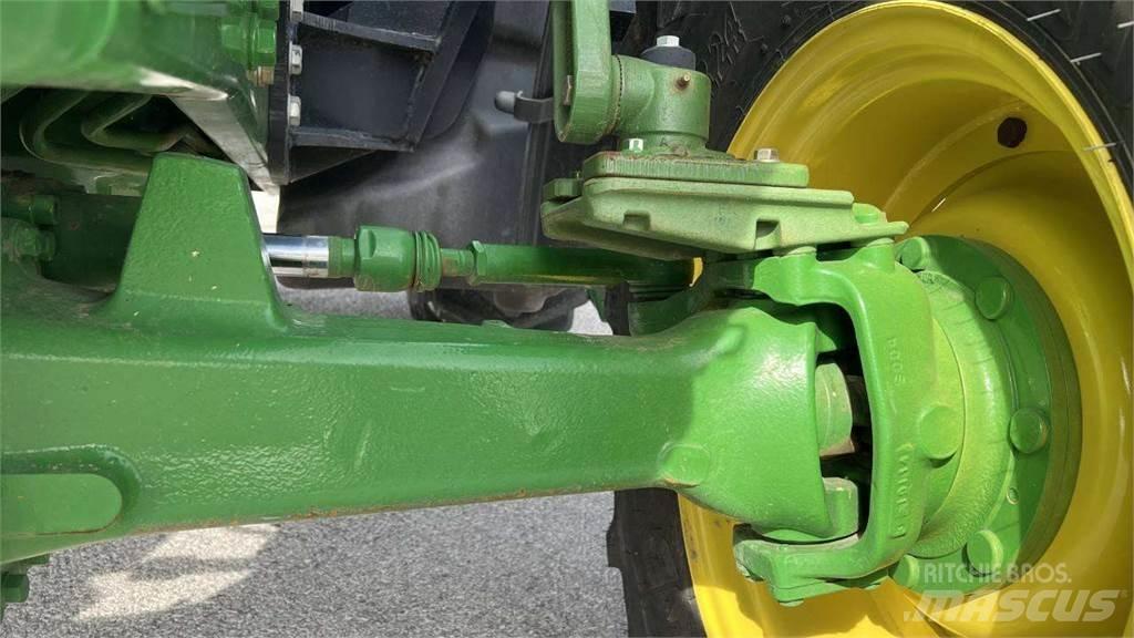 John Deere 6090MC 4X4 Снегочистачки