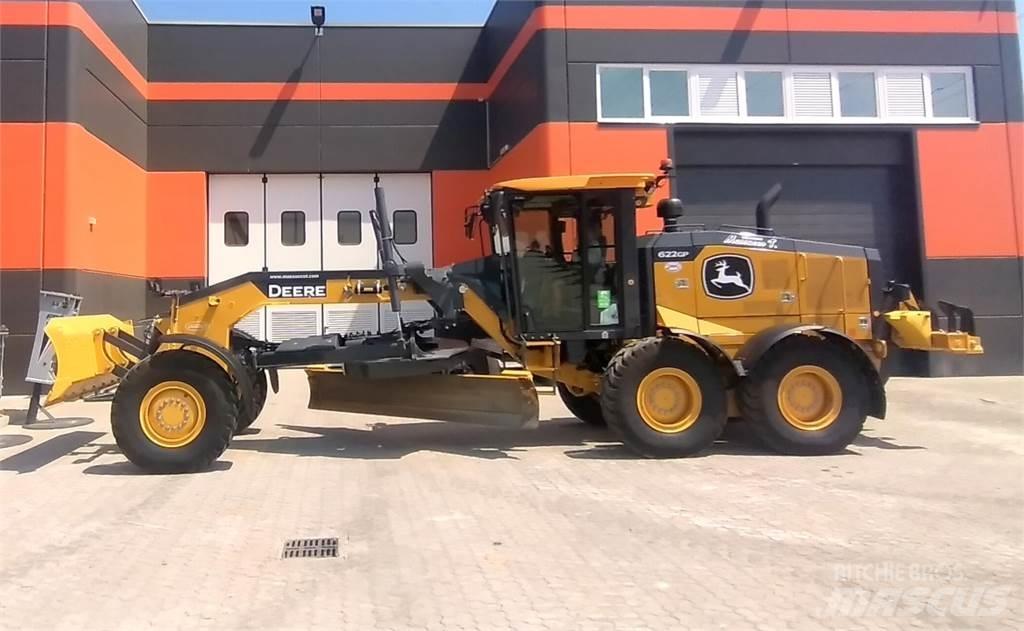 John Deere 622 GP 6X6 Верижни булдозери
