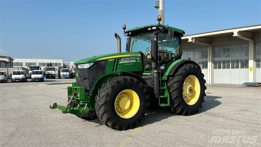 John Deere 7230R Снегочистачки