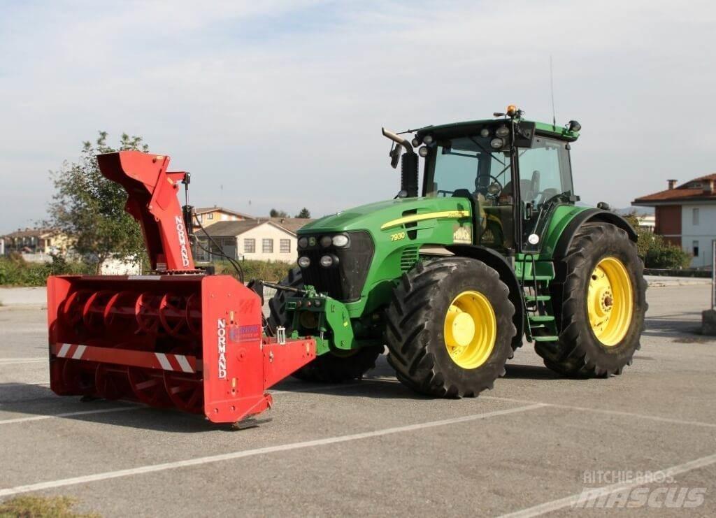 John Deere 7930 4X4 Снегочистачки