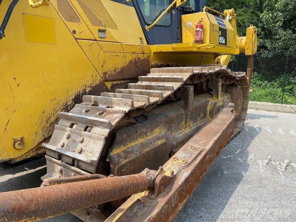 Komatsu D155A-3 Верижни булдозери
