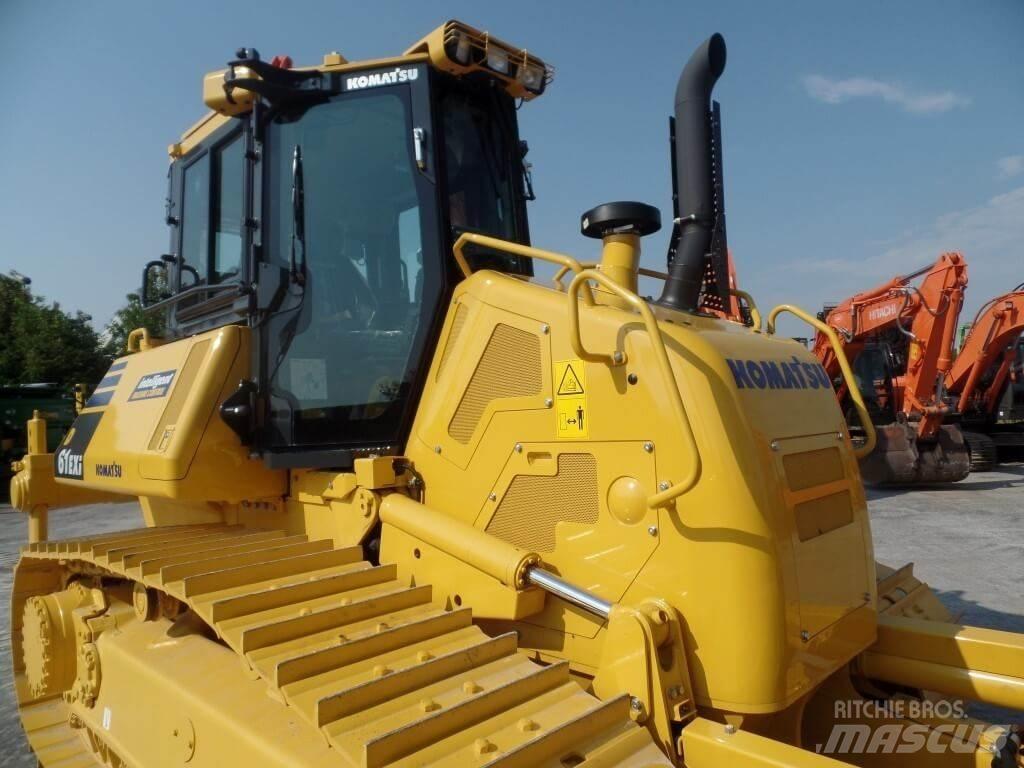 Komatsu D61 EXi Верижни булдозери
