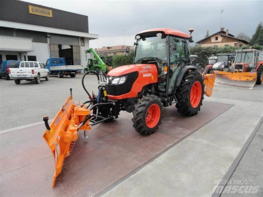 Kubota M 85.40 Narrow Снегочистачки