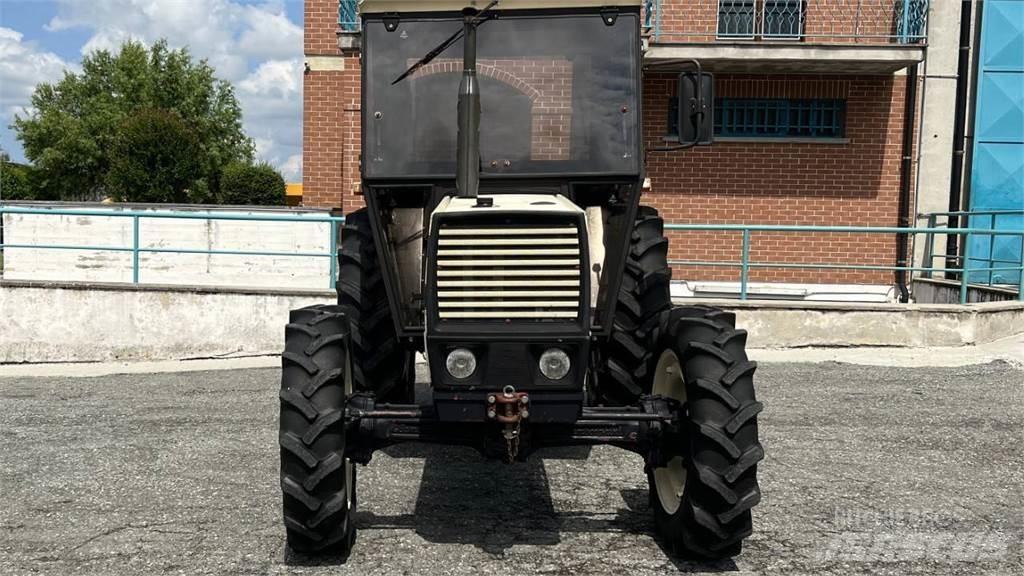 Lamborghini 684 DT Снегочистачки