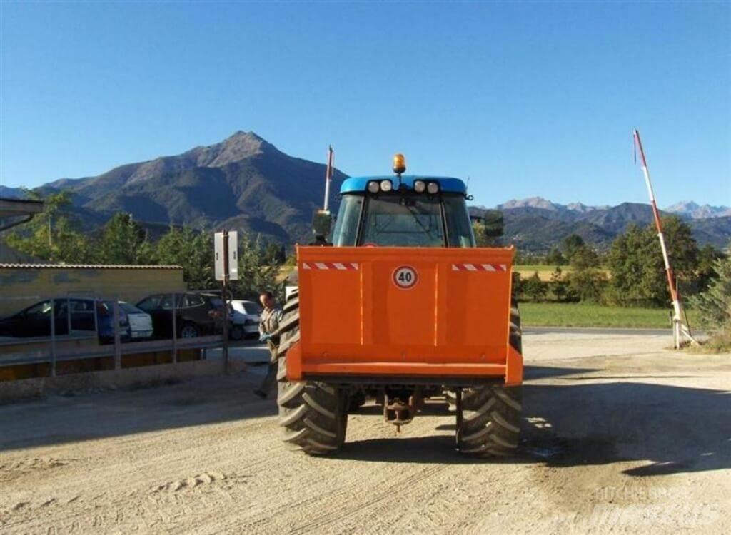 Landini LEGEND 135 Снегочистачки