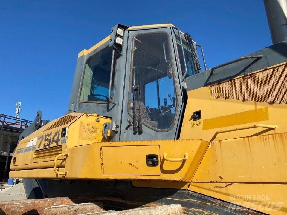 Liebherr 754 Верижни булдозери

