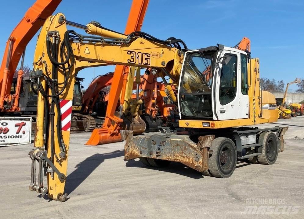 Liebherr A316 Колесни екскаватори