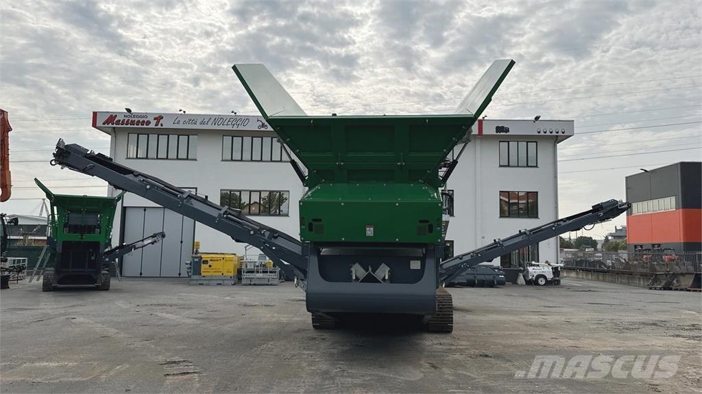 McCloskey R230 Сортировъчно оборудване -> Оборудване за сортиране на отпадъци