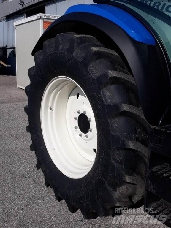New Holland T6.165 Снегочистачки