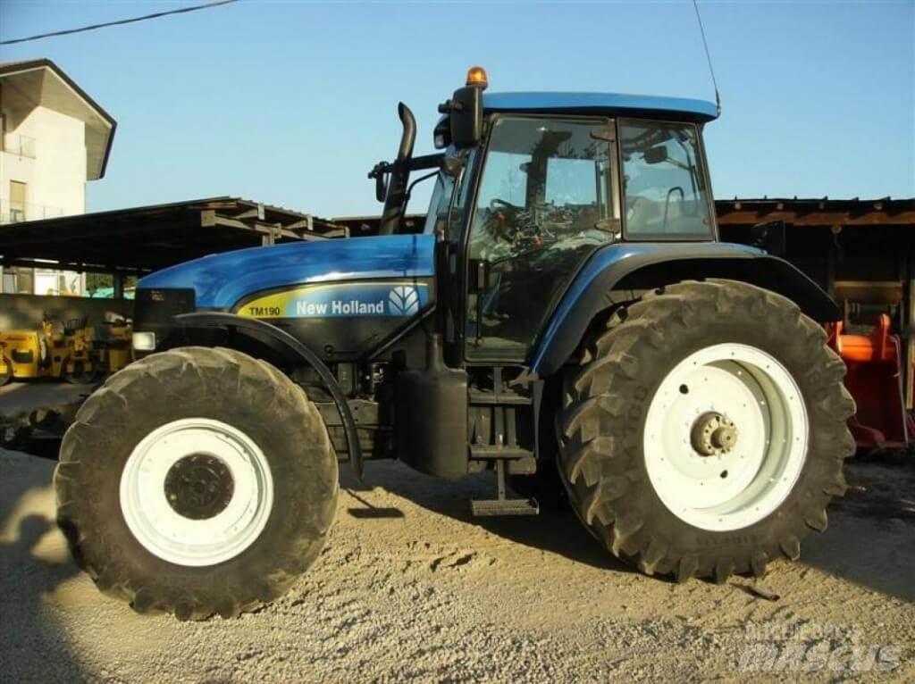 New Holland TM190 Снегочистачки