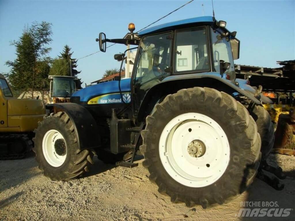 New Holland TM190 Снегочистачки