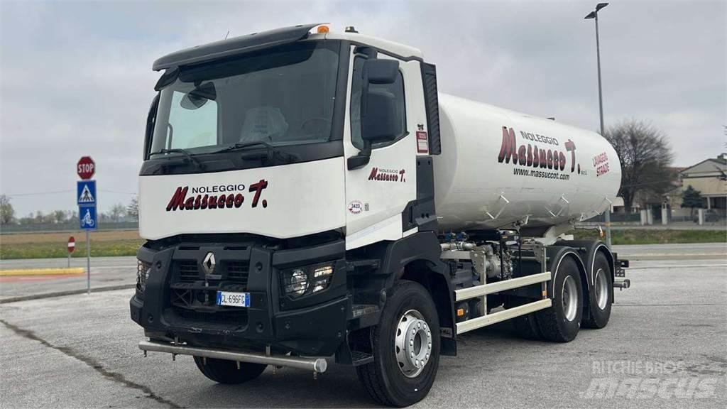 Renault KERAX 6X4 Цистерна