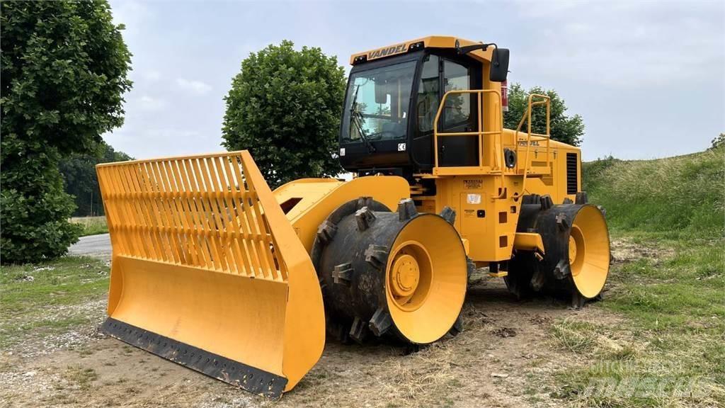 Vandel Quantum QS260 Верижни булдозери
