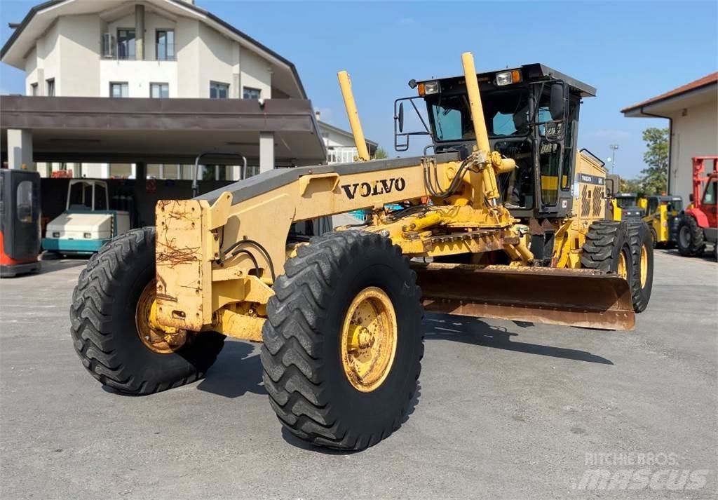Volvo G740VHP Верижни булдозери

