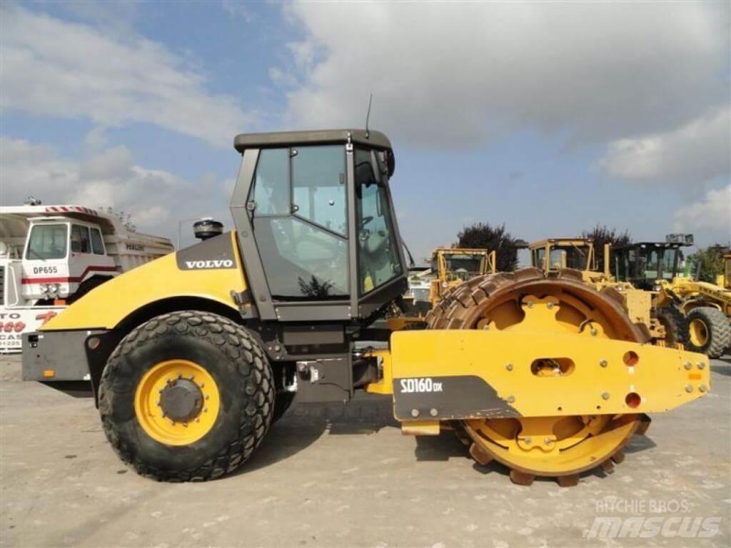 Volvo SD160-DX Уплътнители за почва

