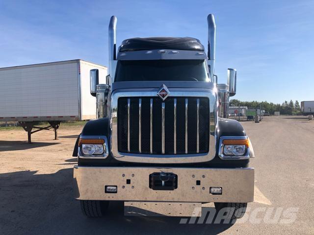 International HX Влекачи