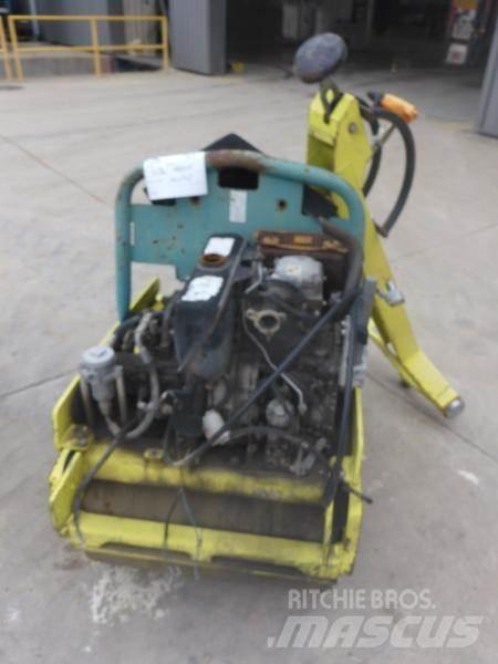 Ammann ARW65 Аксесоари и резервни части за трамбовъчни машини