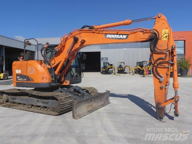 Doosan DX140LC Верижен екскаватор