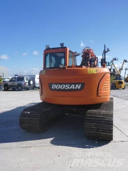Doosan DX140LC Верижен екскаватор