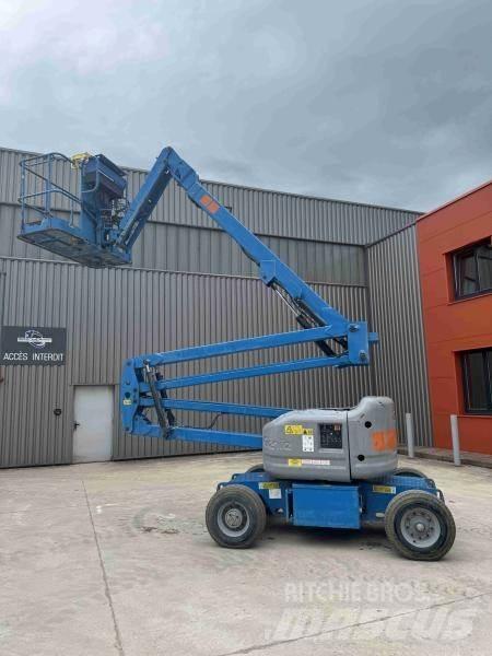 Genie Z45/25 Съчленени стрелови подемници