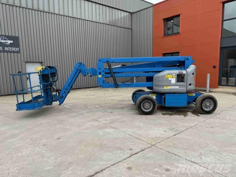 Genie Z45/25 Съчленени стрелови подемници