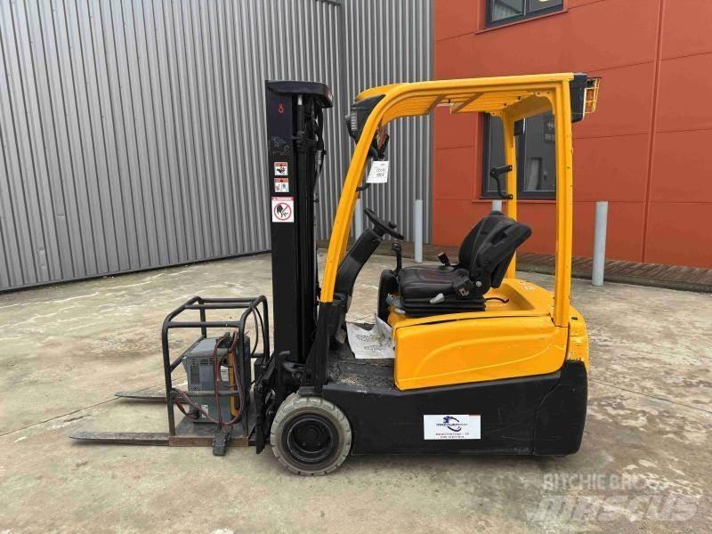 Hyster J1.8 XH5 Вилични кари-повдигачи - други