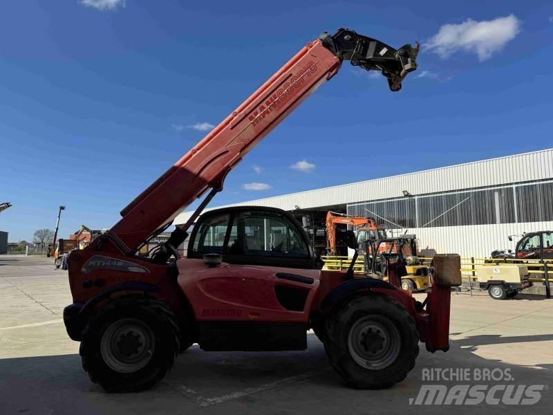Manitou MT 1440 Телескопични товарачи