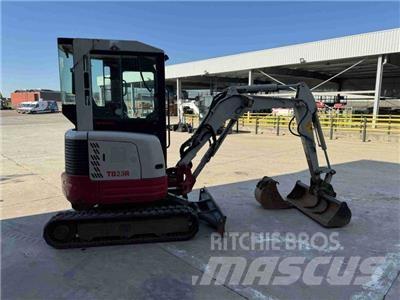 Takeuchi TB 23 Мини екскаватори < 7 т