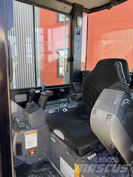 Takeuchi TB 23 Мини екскаватори < 7 т