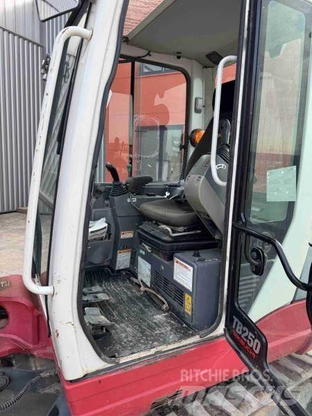 Takeuchi TB 250 Мини екскаватори < 7 т