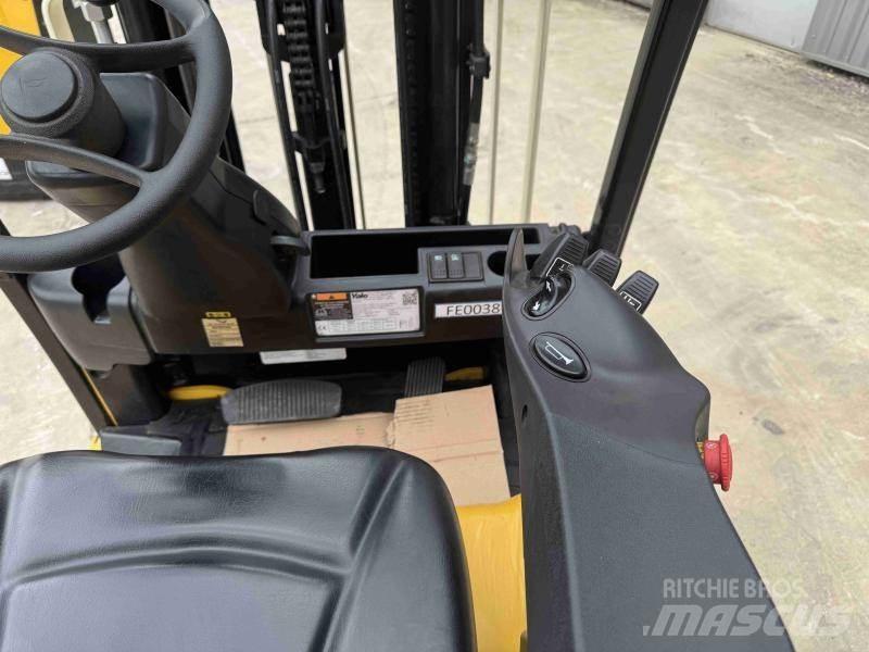 Yale ERP16 Вилични кари-повдигачи - други