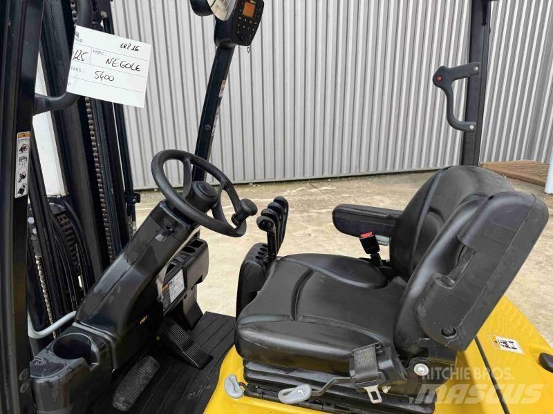 Yale ERP16 VT Вилични кари-повдигачи - други