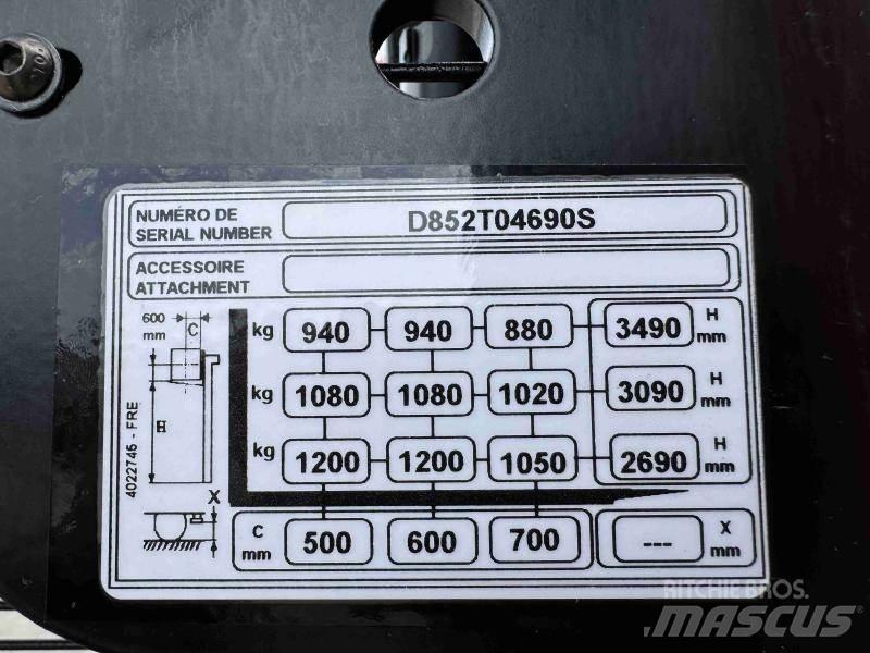 Yale MS12 Колички високоповдигачи с теглич