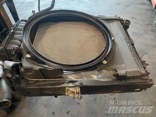 MAN TGX Радиатори
