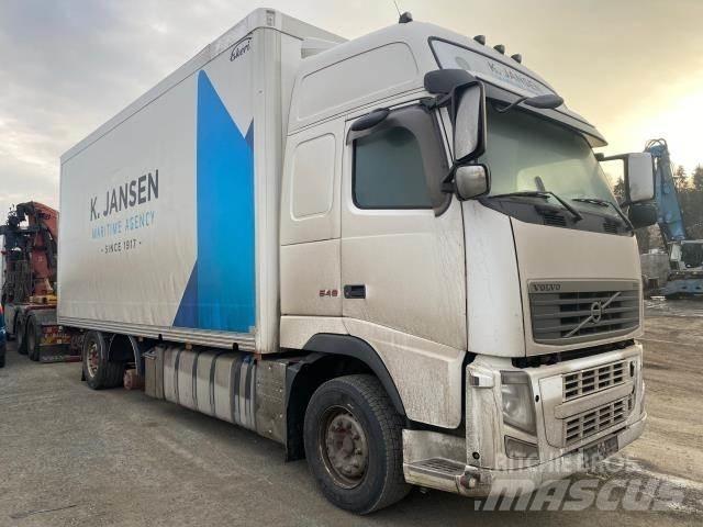 Volvo FH Радиатори
