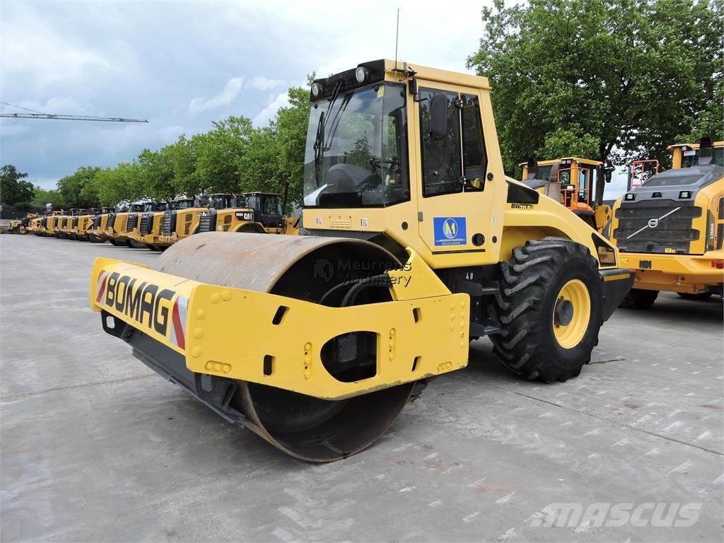 Bomag BW211D-4 GERMAN Други ролки
