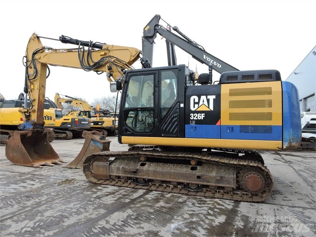 CAT 326F Верижен екскаватор