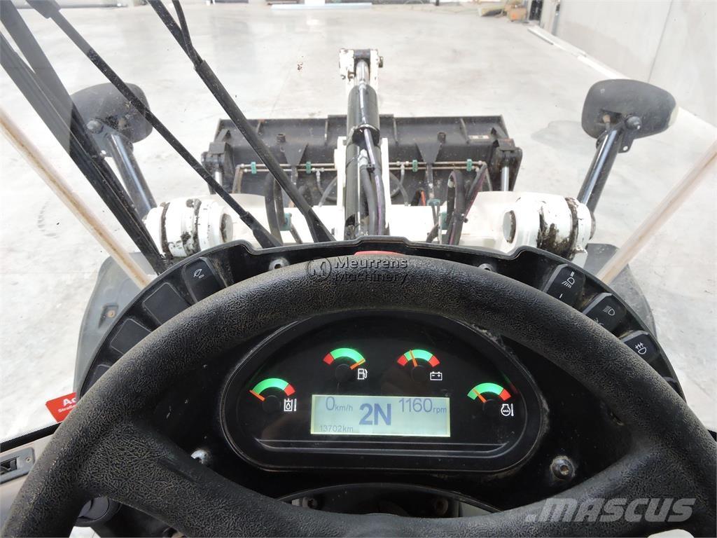 CAT 908M + FORK Колесни товарачи