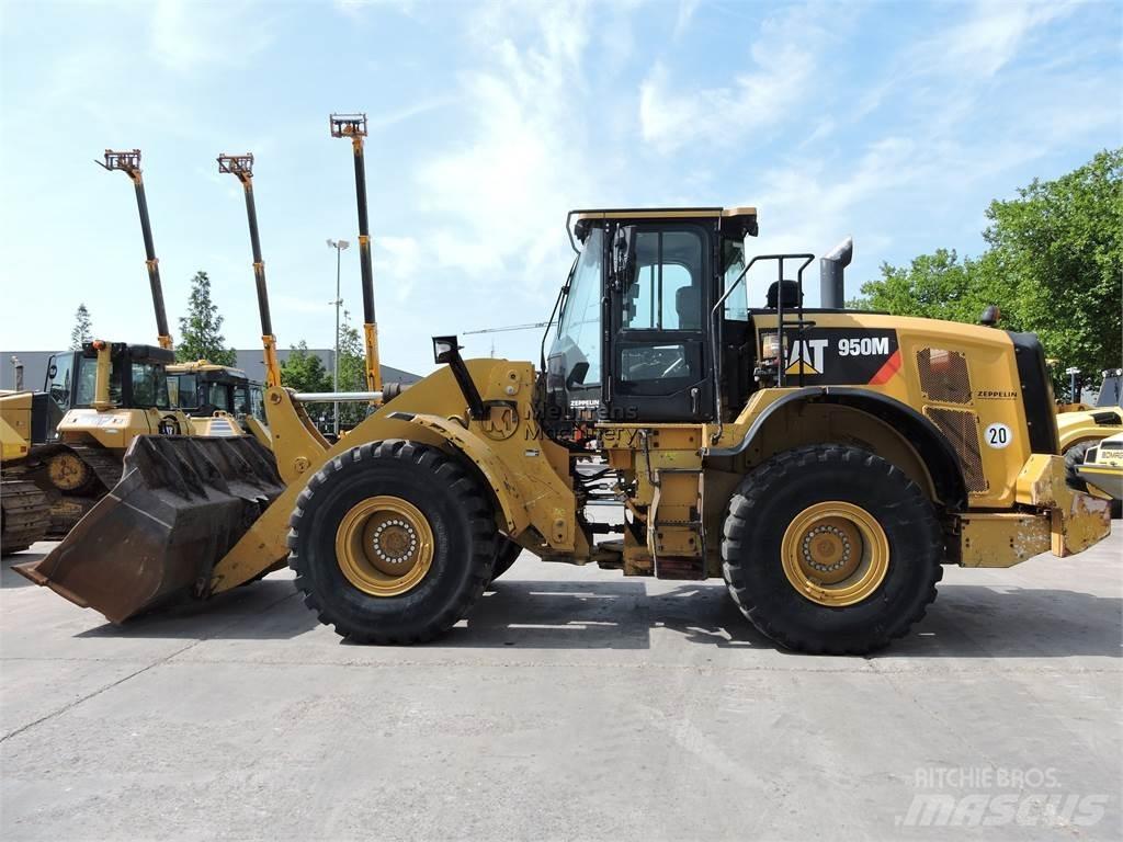 CAT 950M GERMAN Колесни товарачи
