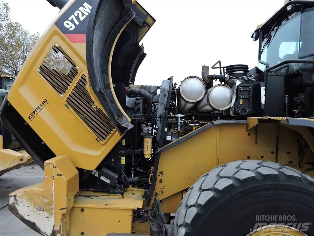 CAT 972M Колесни товарачи