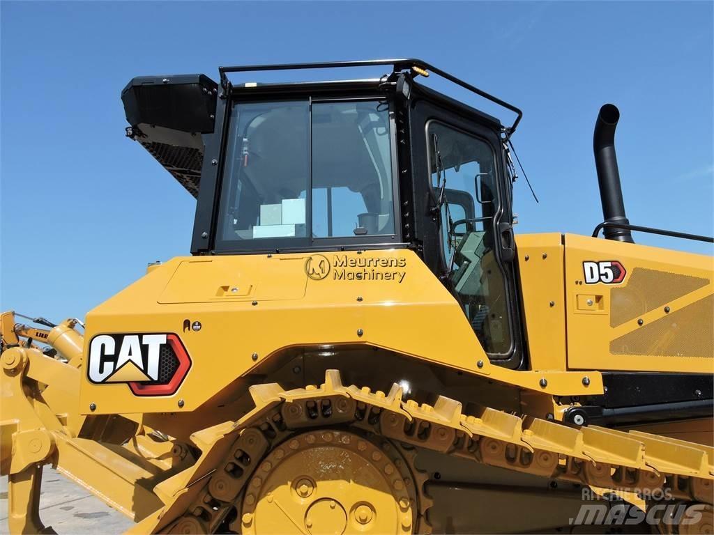 CAT D5 Булдозери