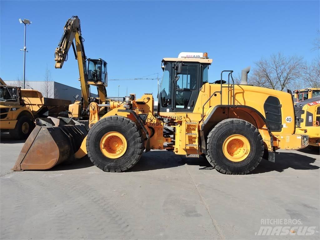 Hyundai HL970 Колесни товарачи