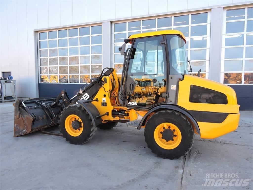 JCB 406 Колесни товарачи
