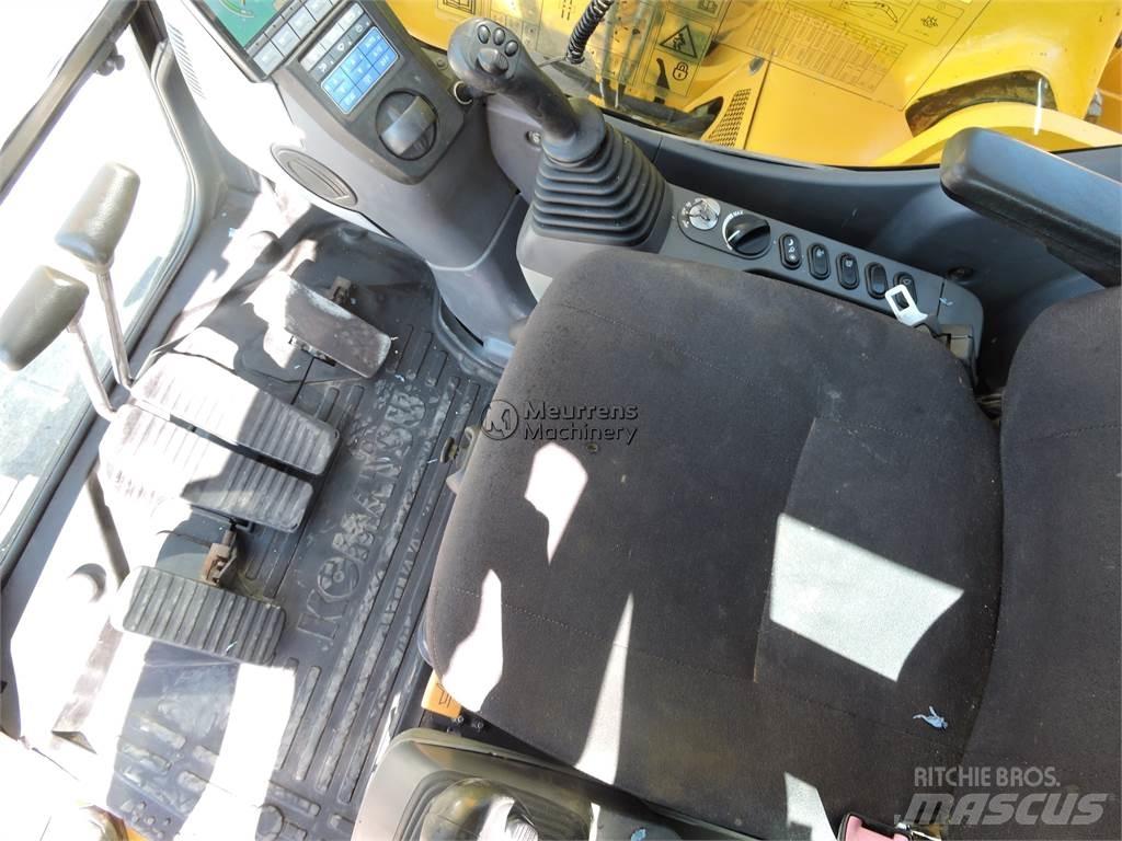 Komatsu PC228 Верижен екскаватор